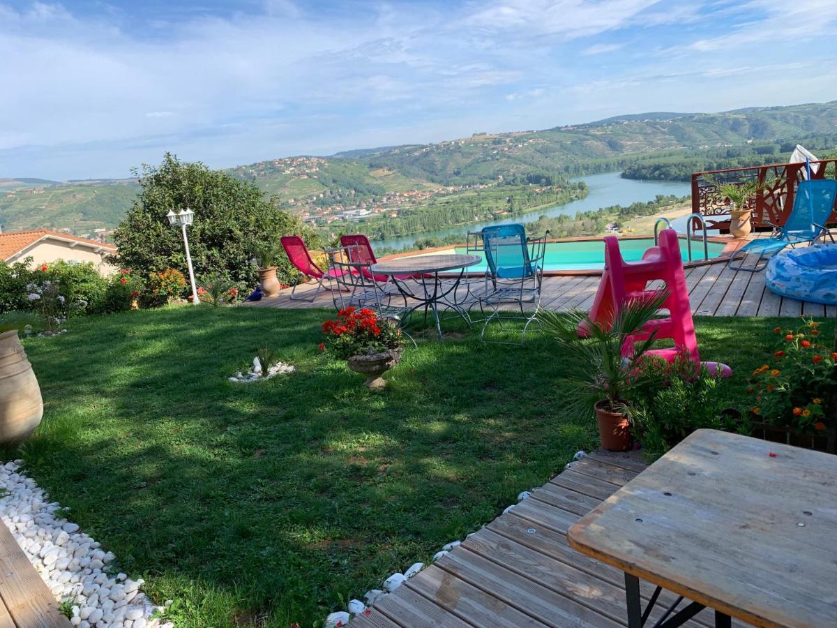 Villa Panoramique Saint-Clair-du-Rhone ภายนอก รูปภาพ